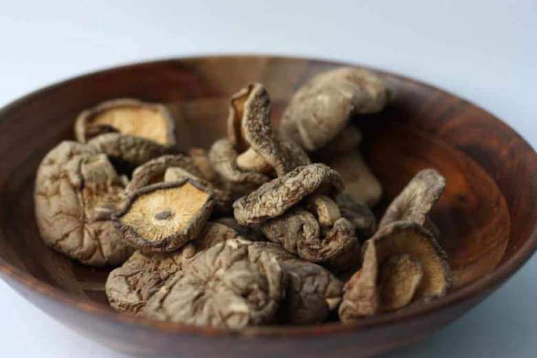 dried mushrooms